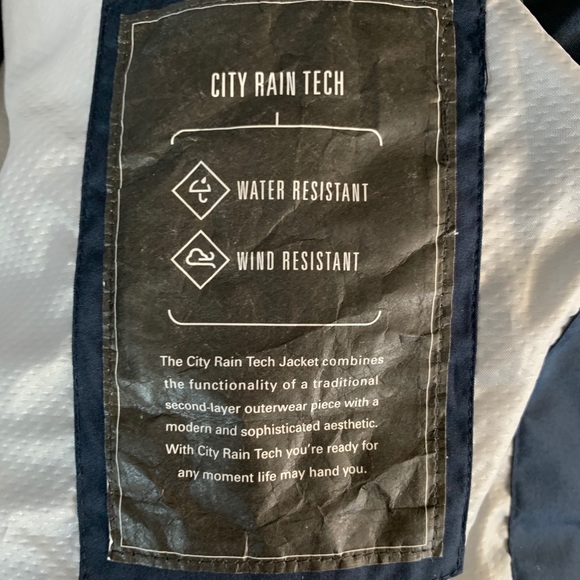 Hook and Echo Men’s Navy Blue Rain Jacket - Picture 4 of 5